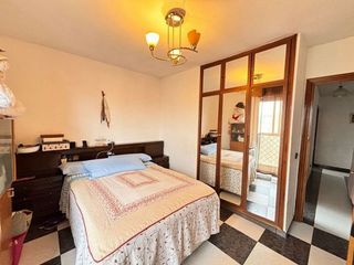 Piso en venta en Orcasitas en Madrid