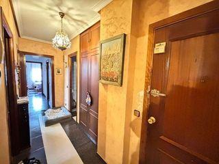Piso en venta en Orcasitas en Madrid