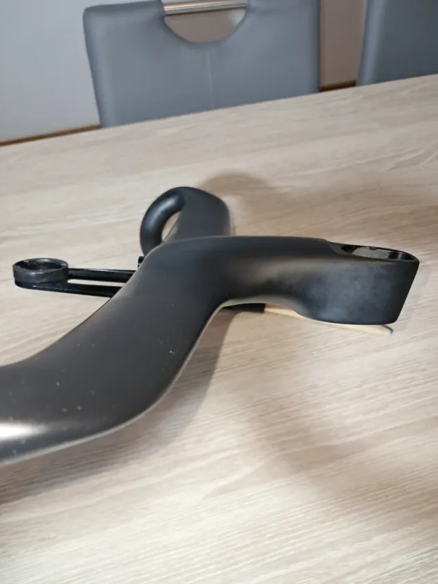 Manillar Integrado Carretera Negro