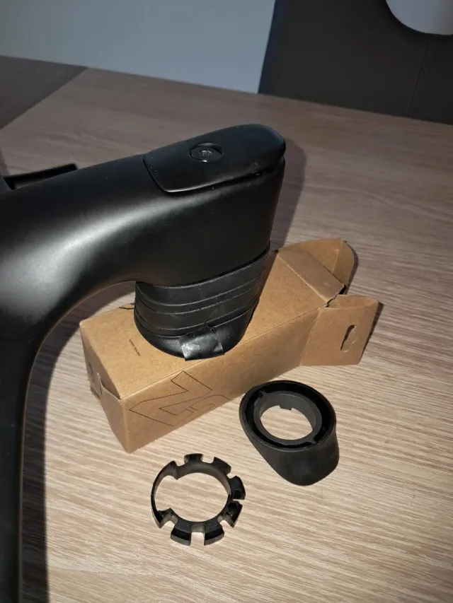 Manillar Integrado Carretera Negro