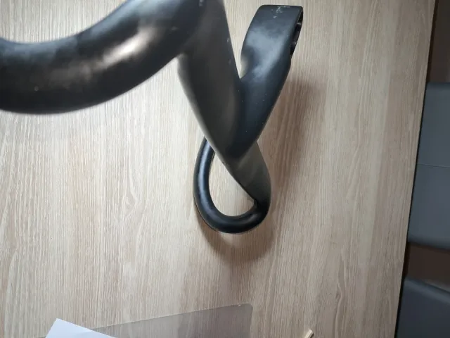 Manillar Integrado Carretera Negro