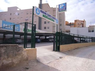 Local comercial en venta en Campello Pueblo en Campello (el)