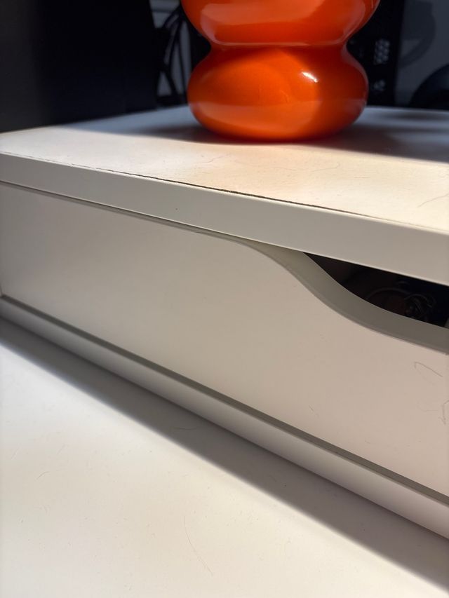 Ikea Ekby Alex Blanco