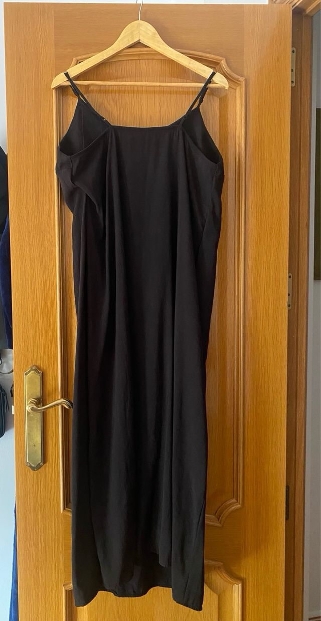 Vestido negro tirantes