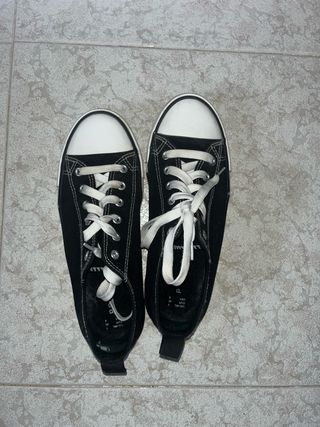 Zapatillas negras talla 40