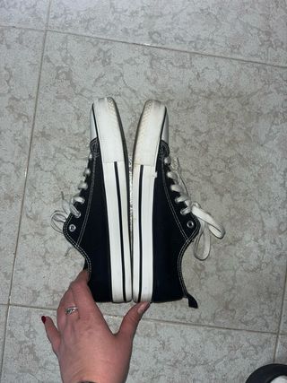 Zapatillas negras talla 40