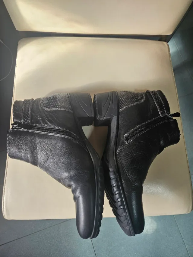 Botines de piel negros talla 40