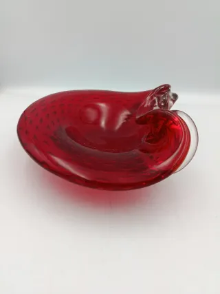 CENTRO DE MESA DE CRISTAL EN COLOR ROJO