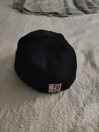 Gorra Miami Heat Negra y Roja