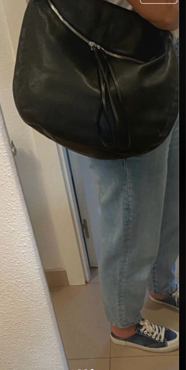 Bolso de hombro Zara negro