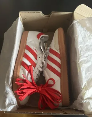 Zapatillas Adidas Samba Blancas y Rojas