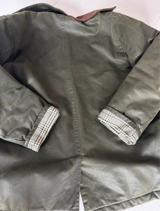 Chaqueta verde Stradivarius tipo Barbour