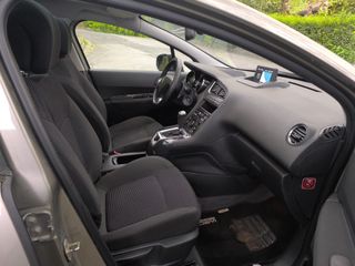 Peugeot 5008 1.6 BlueHDI 120cv Autom. 7plazas 2016