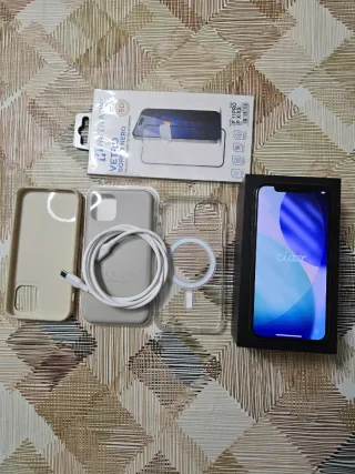 iPhone 11 Pro + Cover + Pellicola Vetro