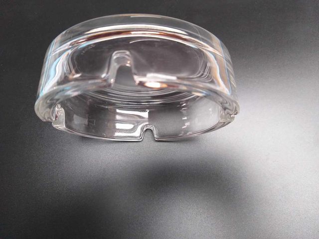 Cinzeiro redondo de vidro