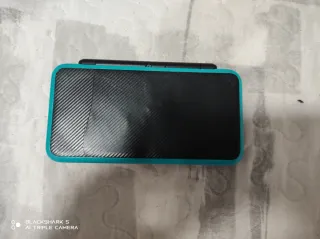 Nintendo 2DS XL nero/blu per ricambi