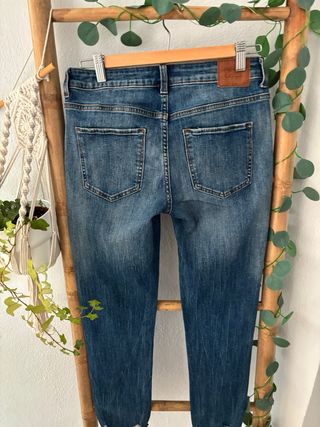 Pantalón vaquero ZARA mujer azul