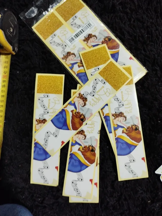 Pegatinas Bella y Bestia para botellas