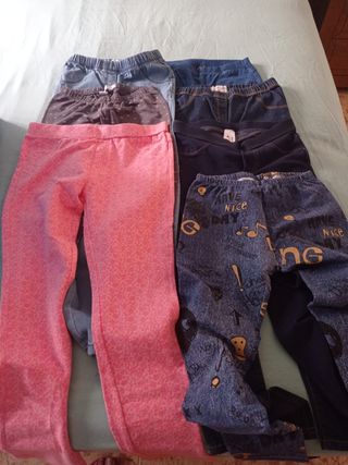 Lote de mallas para niña. Siete leggings 