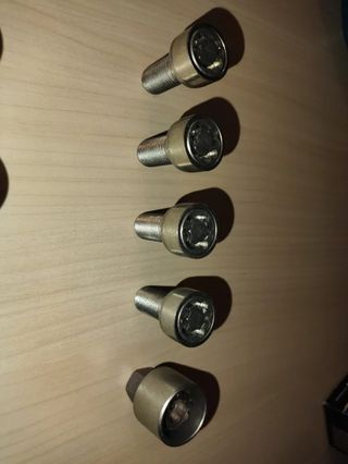 Tornillos antirrobo M14x1.5x27 SEAT