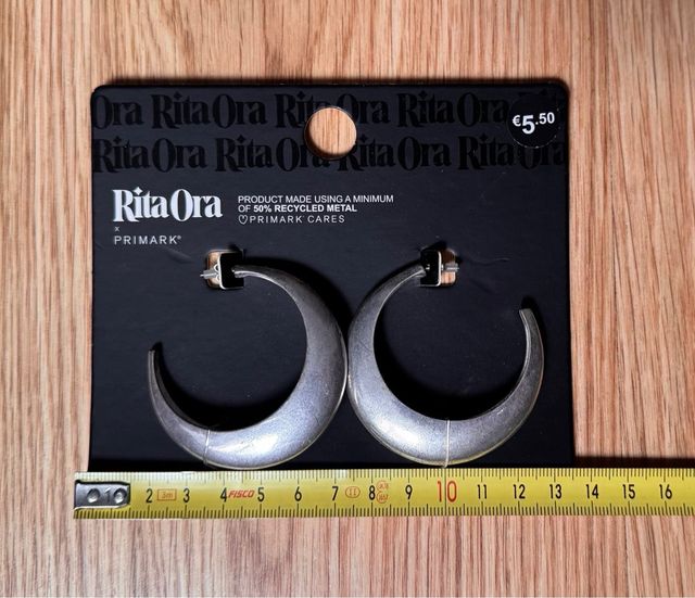 Pendientes aro plateados. Rita Ora. Primark
