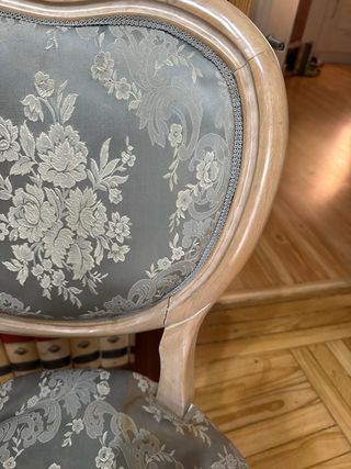silla Joya antigua madera y seda para restaurar