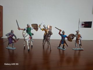 Soldati medievali in plastica Jecsan