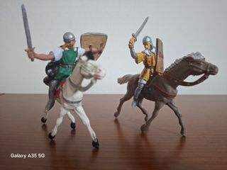 Soldati medievali in plastica Jecsan
