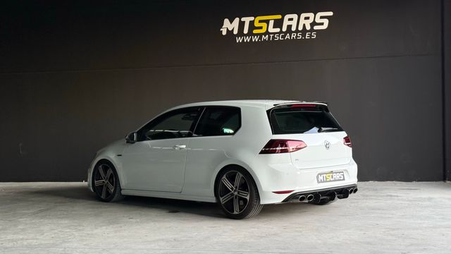 Volkswagen Golf R 2.0 TSI 300cv BMT 4Motion DSG