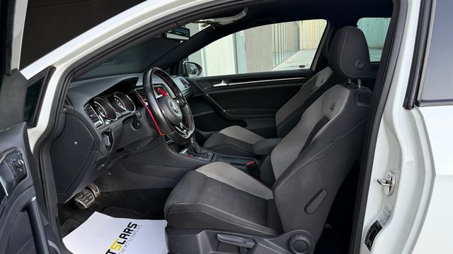 Volkswagen Golf R 2.0 TSI 300cv BMT 4Motion DSG