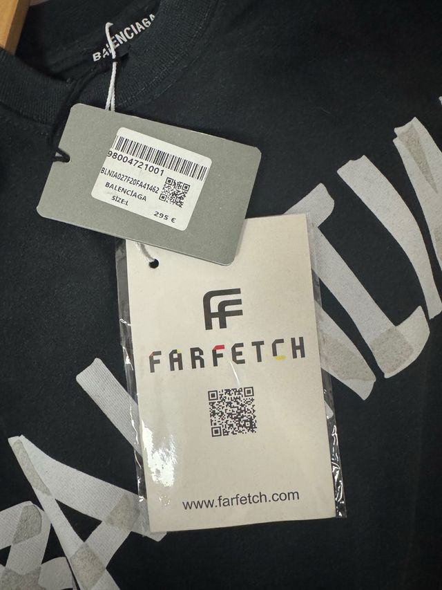 Camiseta Balenciaga Tape Negra