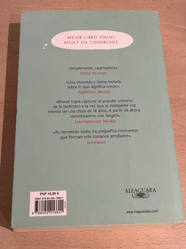 Fangirl (Biblioteca Indie) (Spanish Edition)