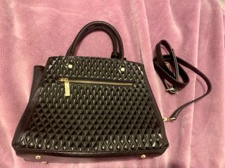 Bolso de cuero negro