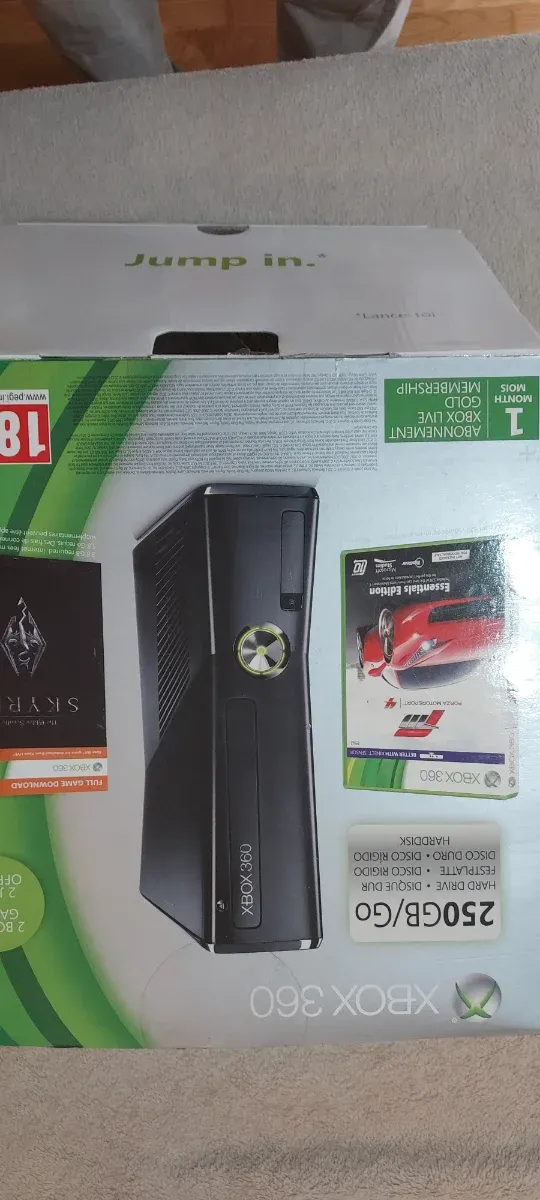 Xbox 360 sottile da 250 GB