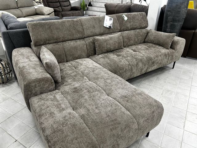 Sofá chaise longue marrón claro