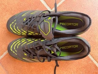 Zapatillas Adidas Predator Negras y Verdes