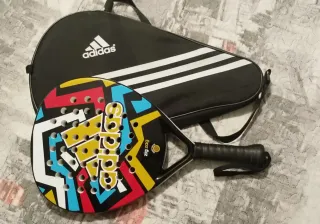 Pala de pádel Adidas