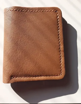 Portafoglio in pelle marrone