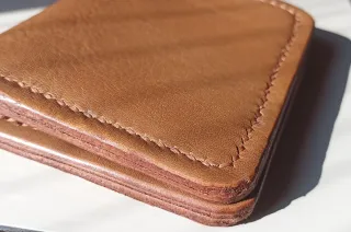 Portafoglio in pelle marrone