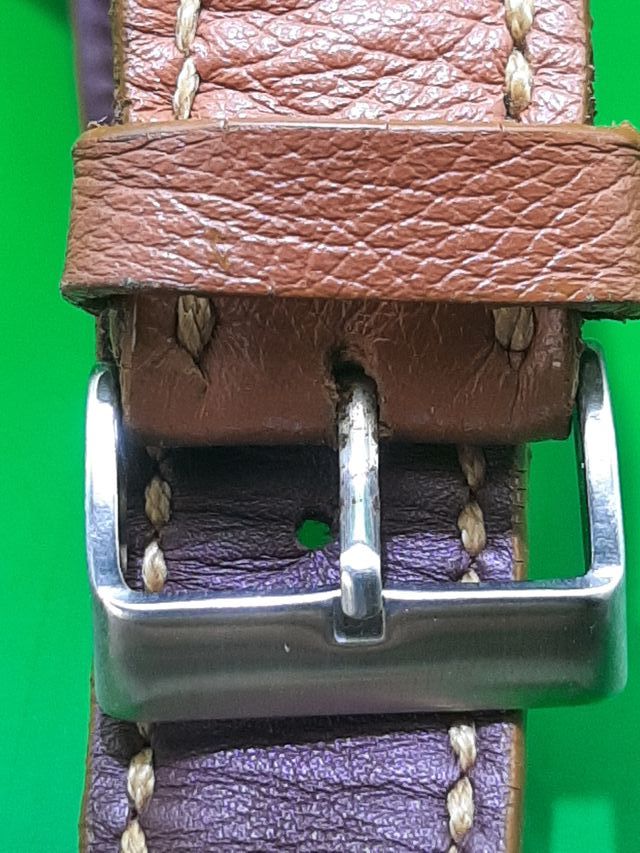 Reloj HH Marrón y Plateado