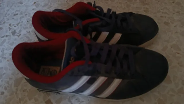 Zapatillas Adidas Azul y Rojo