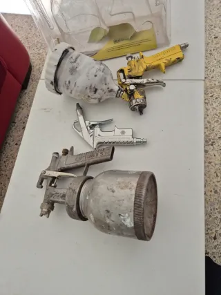 Pistolas de pintar y para  compresor
