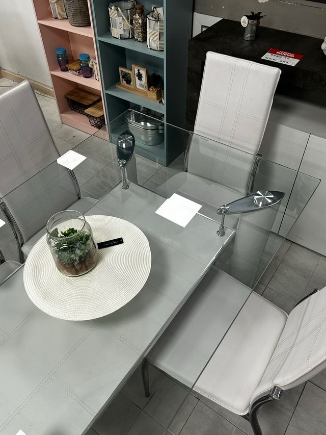 Mesa Cristal + 6 Sillas Oferta (negro o blanco)