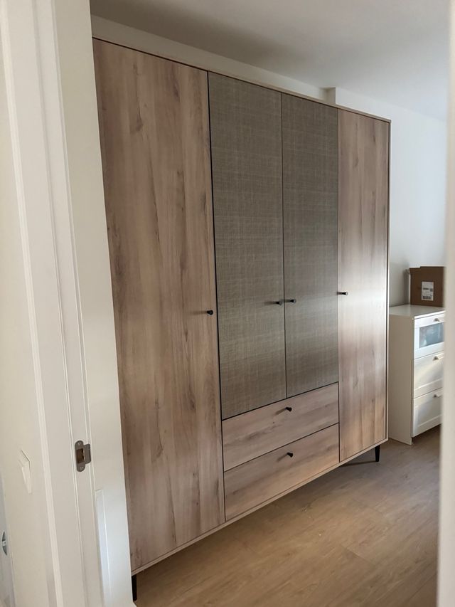 Armario grande madera