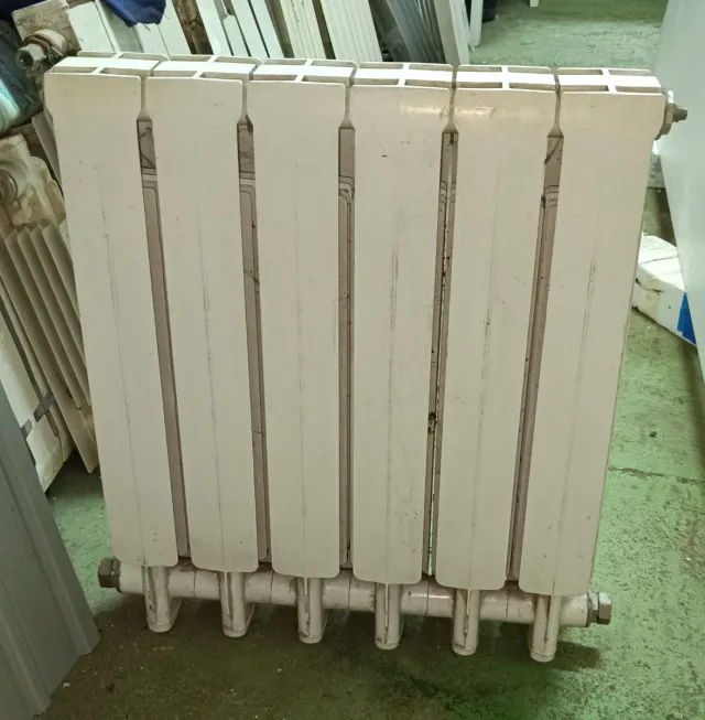 Radiador de aluminio blanco