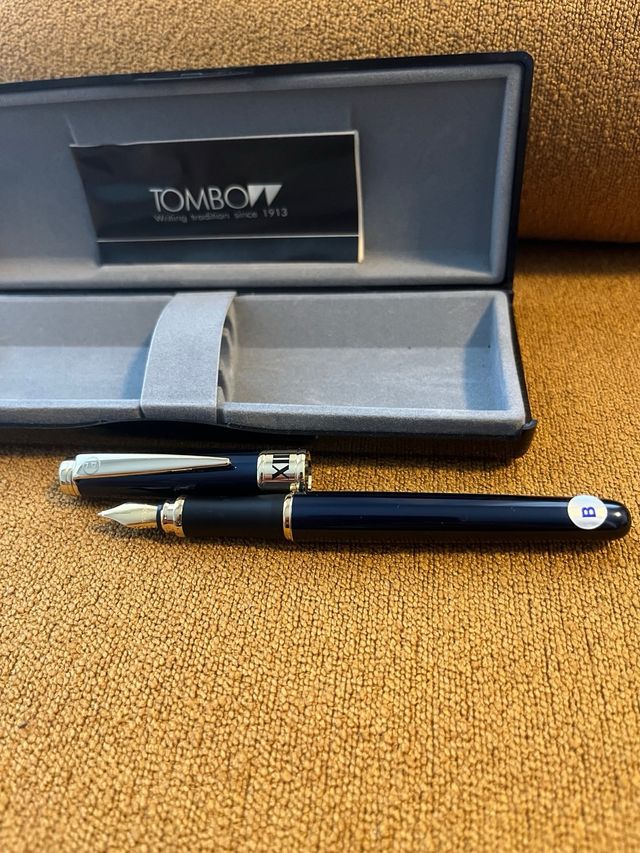 Estuche Pluma Tombo Negro