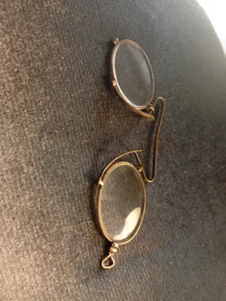 Gafas monóculo antiguas montura al aire