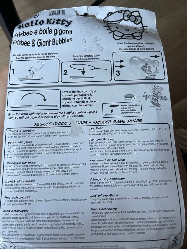 Hello Kitty Frisbee y Pompas Gigantes