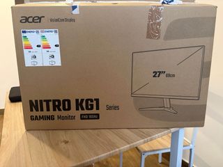 Monitor Acer Negro y Rojo