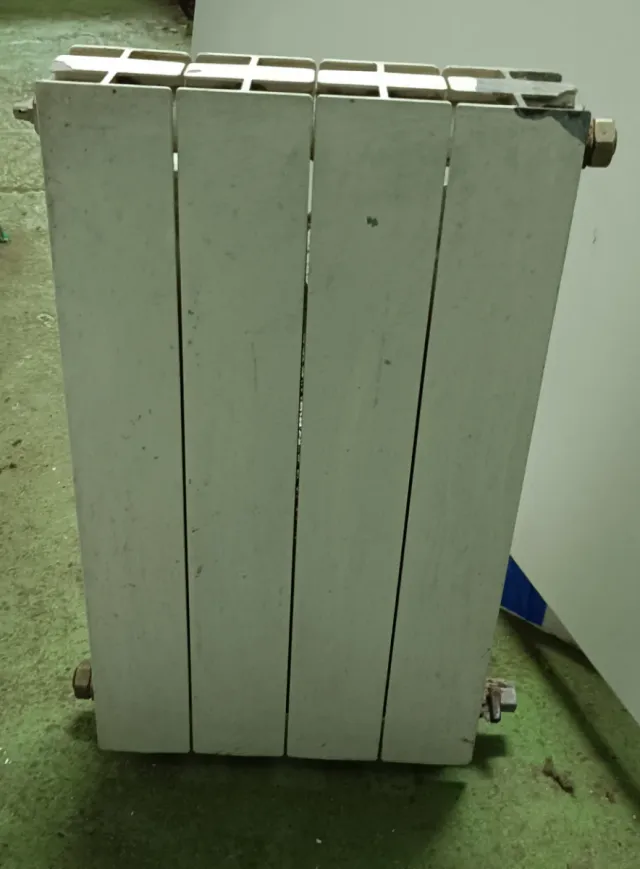 Radiador de aluminio blanco varios elementos